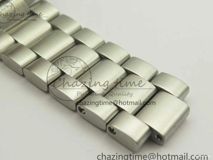 0428 Planet Ocean 2016 43.5mm SS Blue Bezel OM 1:1 Best Edition Blue Dial on SS Bracelet A8900 V WellDesigned 8029